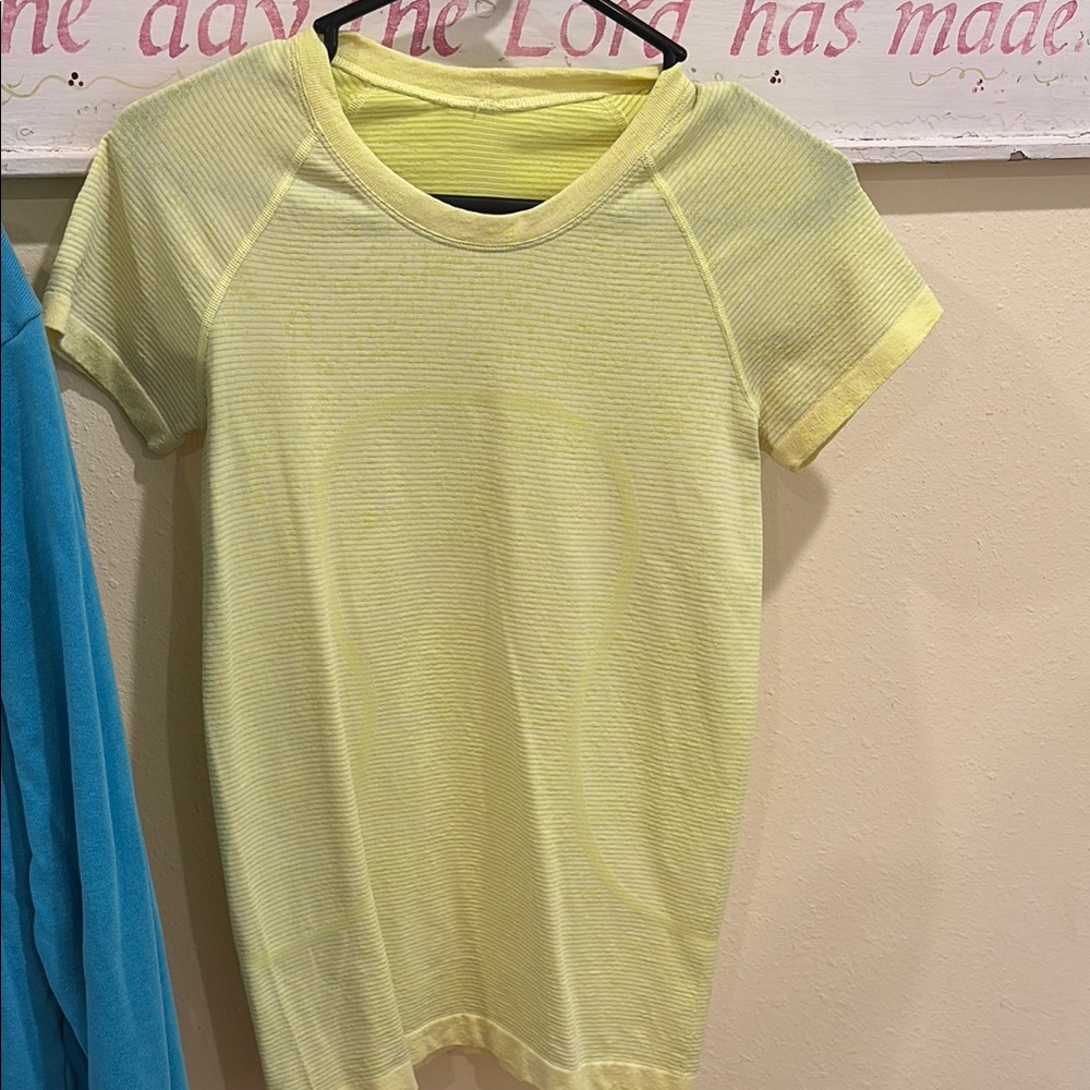 lululemon athletica Yellow Short Sleeve Tee